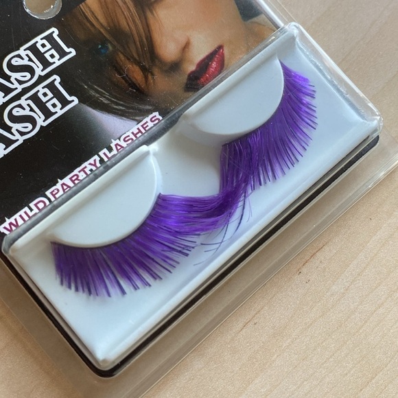 Jerome Russell Winks Flash Lash Party Lashes Fake Eyelashes Wisps Long Purple - Picture 5 of 7